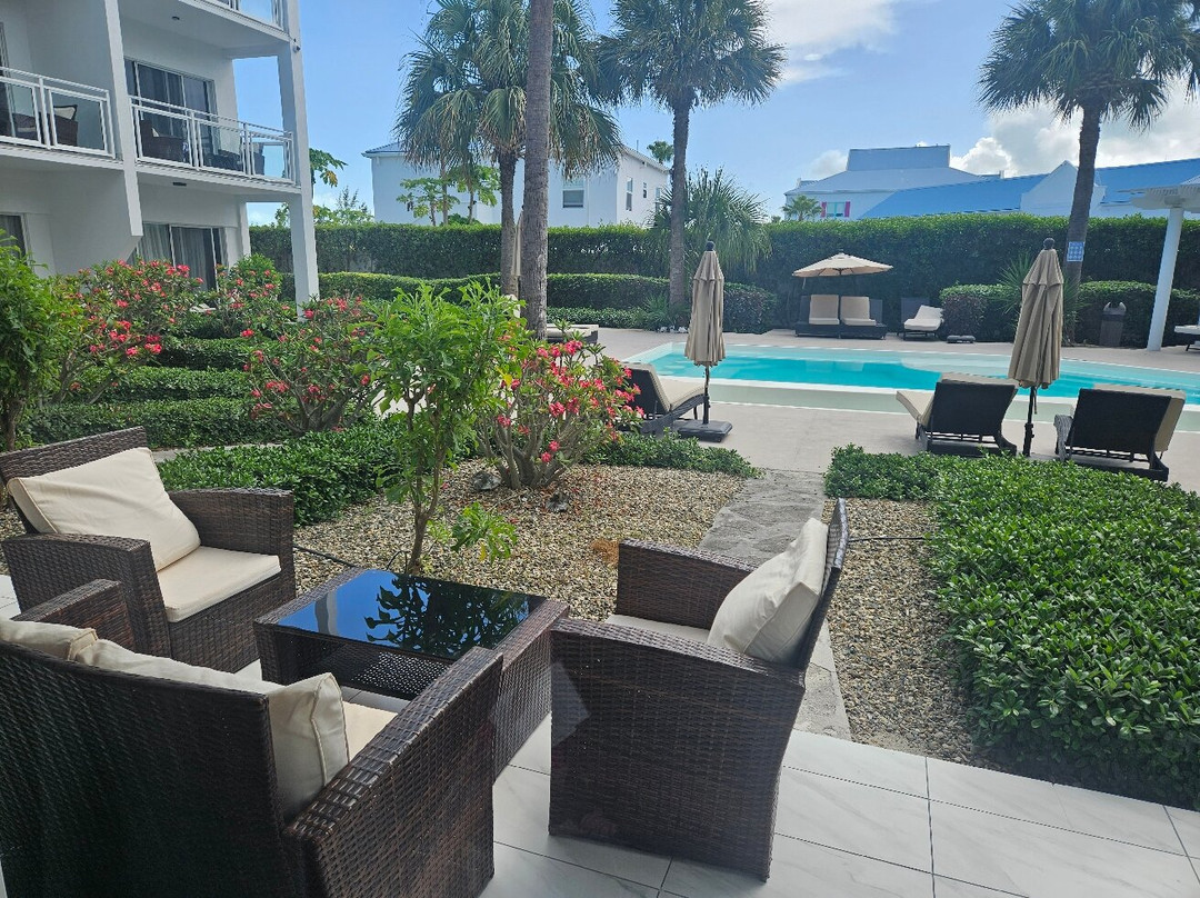 Grace Bay Suites主图
