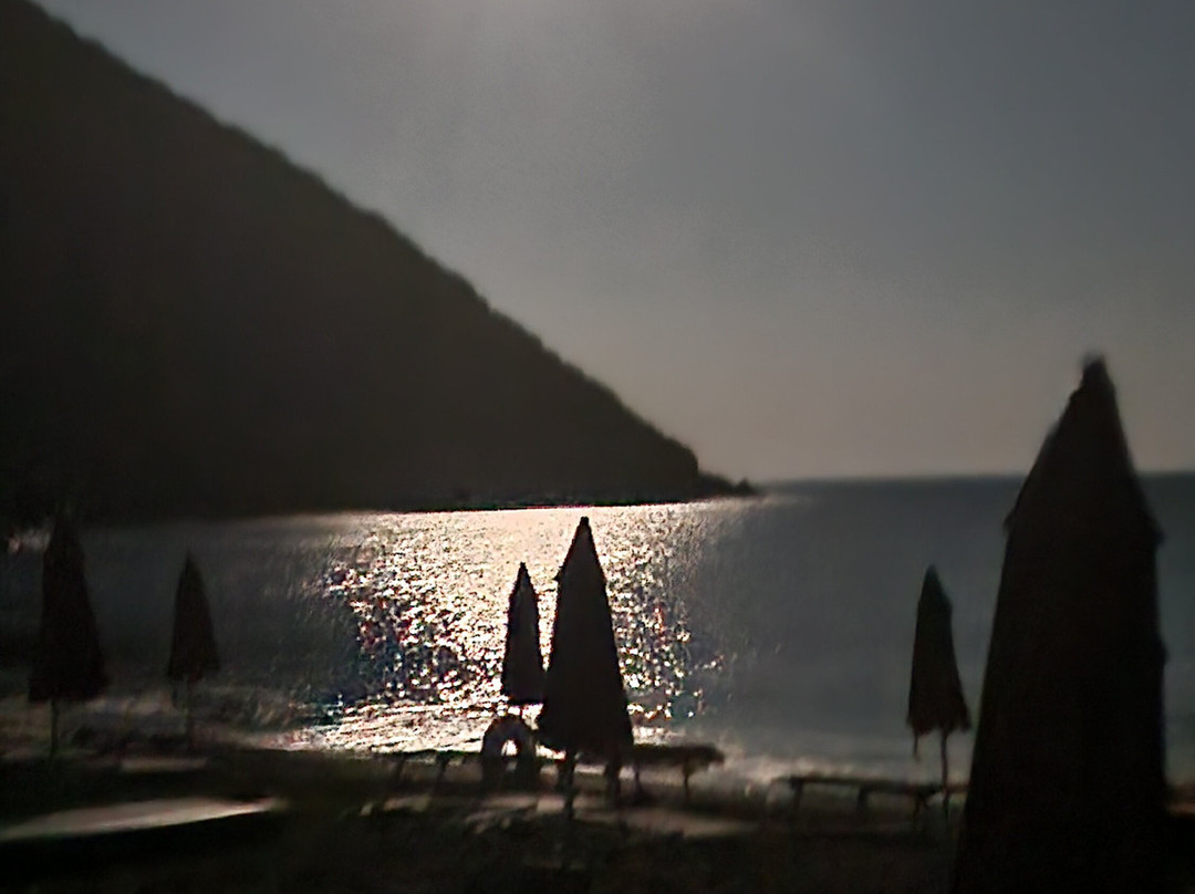 Spiaggia di Remaiolo-Capoliveri必去景点