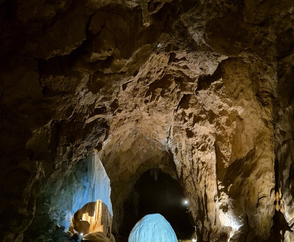 Grotte de Lombrives-Ussat必去景点