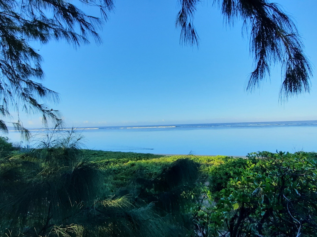 Plage de Trou d'Eau-拉萨里讷雷班必去景点