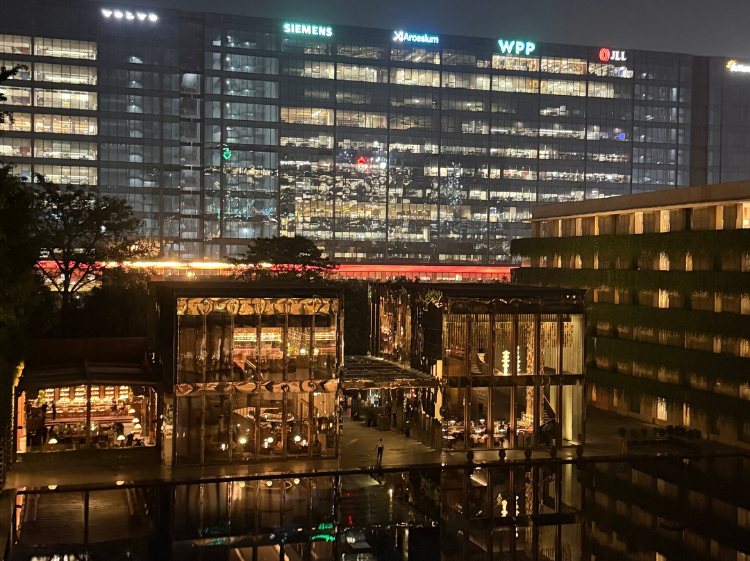 古尔冈欧贝罗伊酒店主图