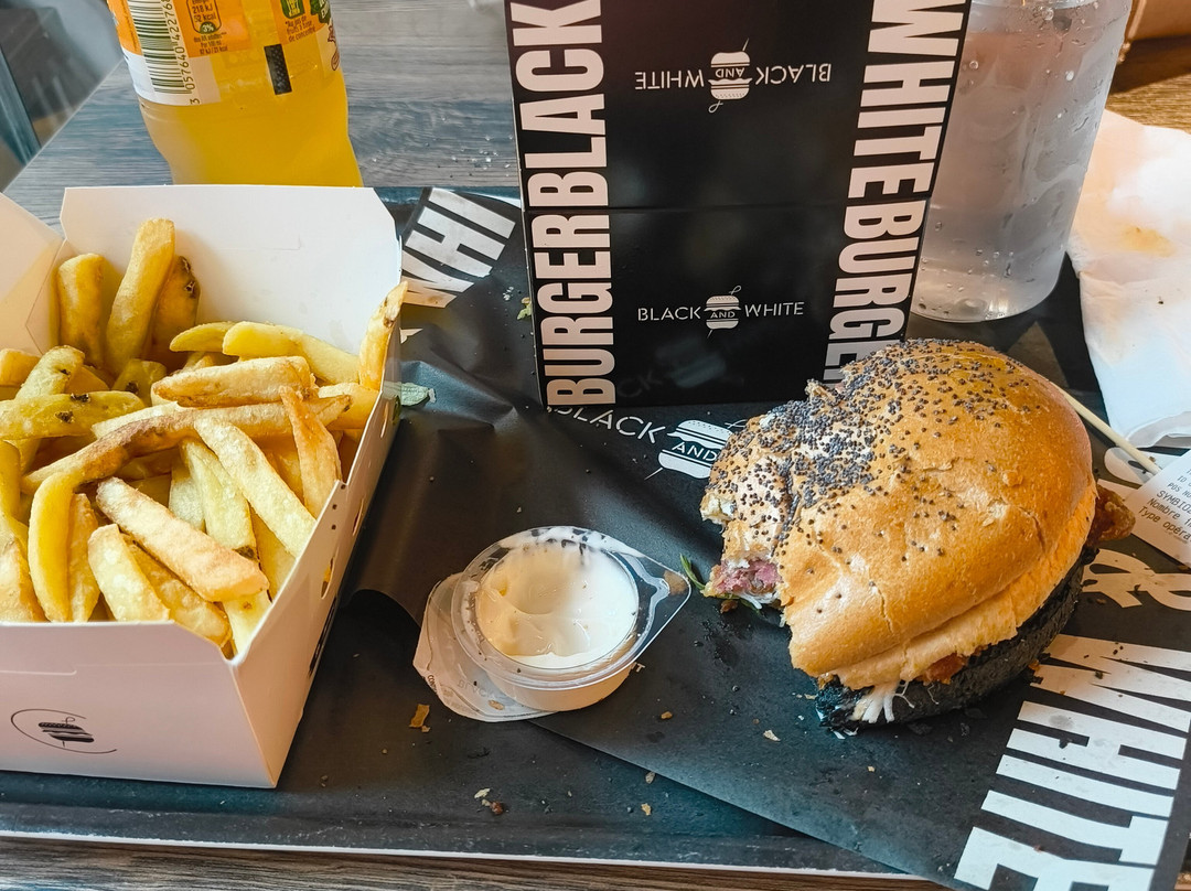 Black And White Burger