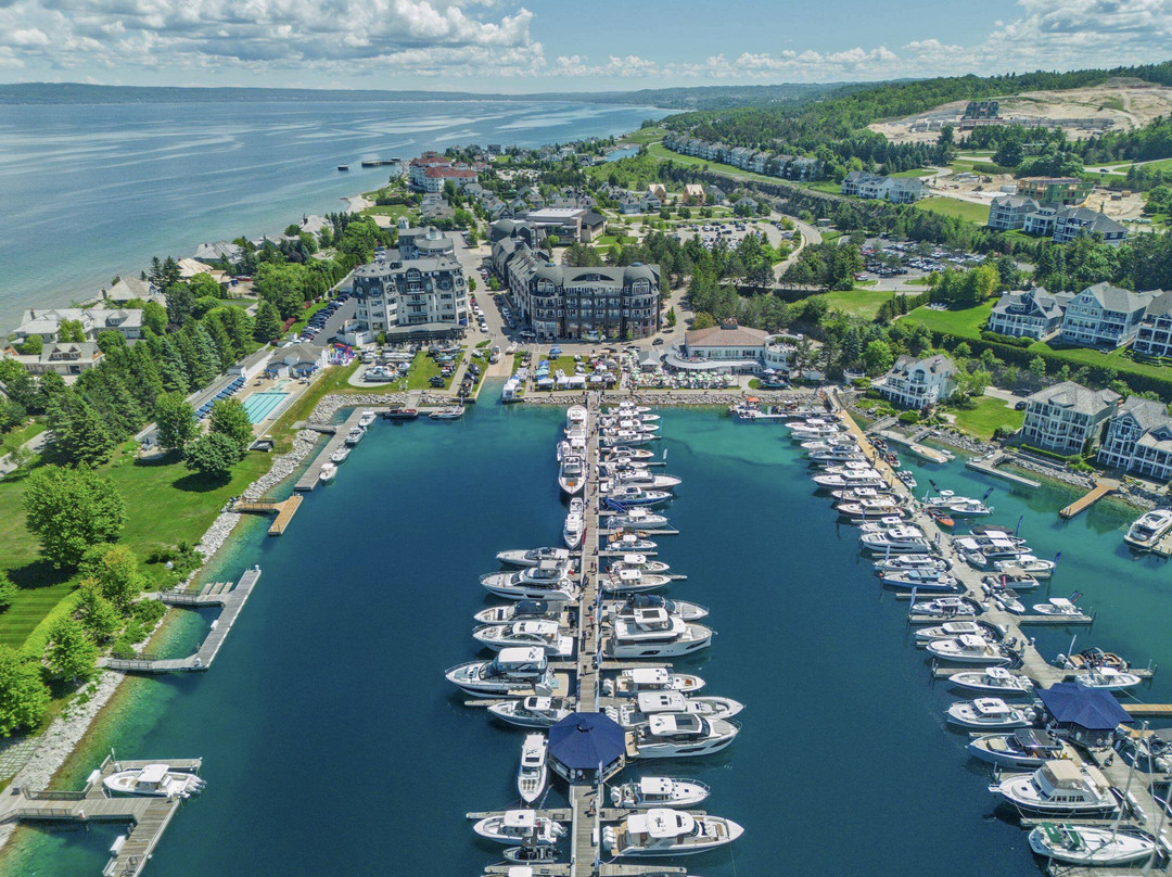 Bay Harbor Lake Marina-皮托斯基必去景点