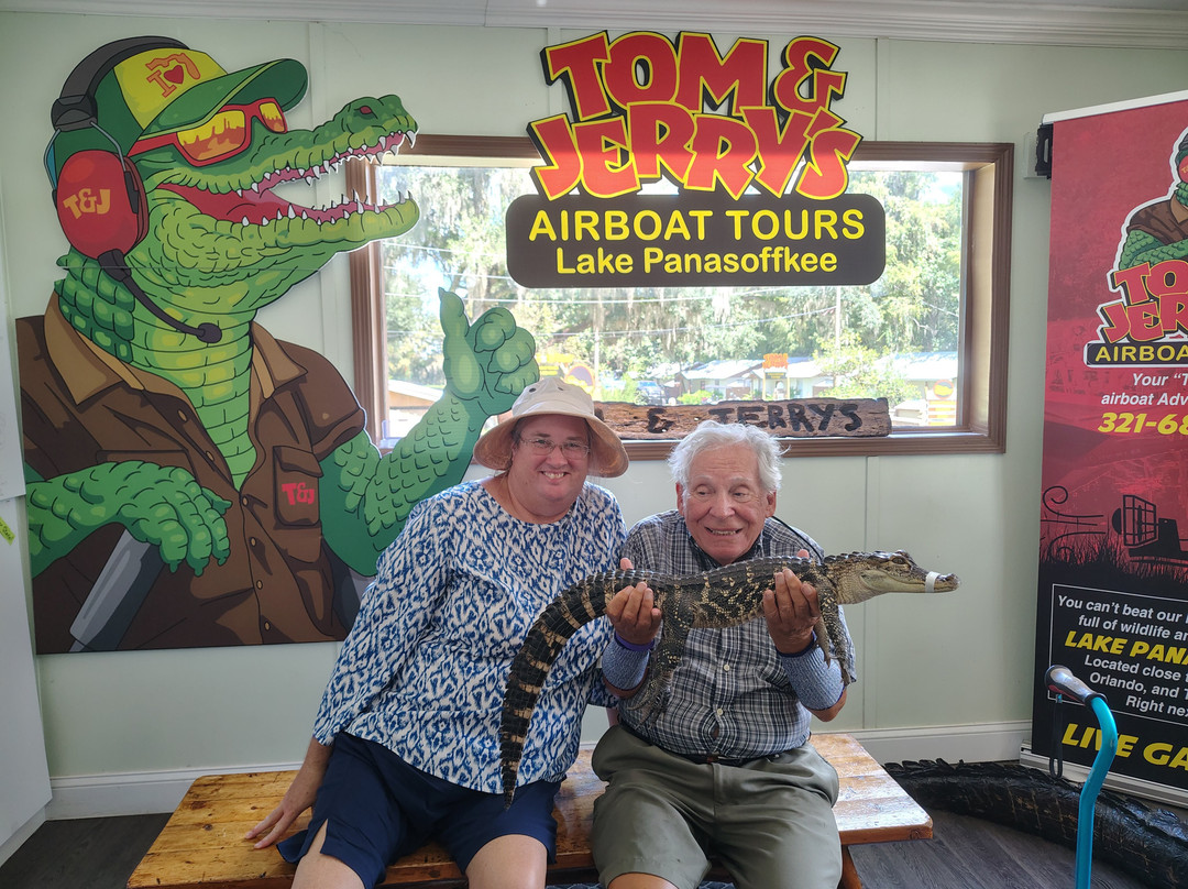 Tom and Jerry's Airboat Tours-Lake Panasoffkee必去景点