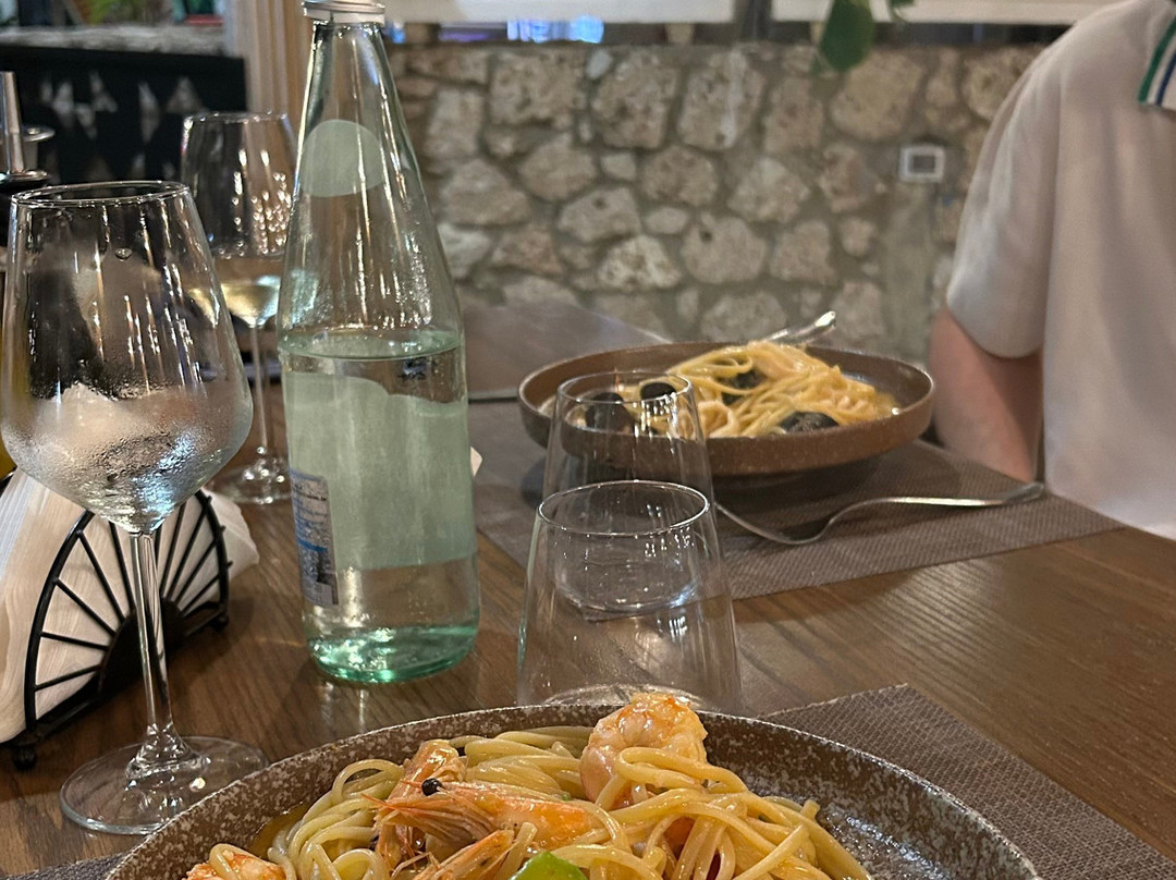 Salinas Restaurant