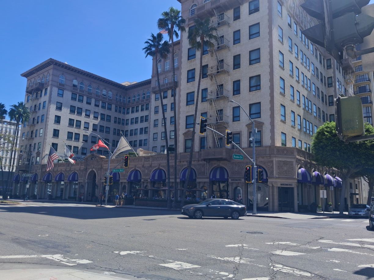 比佛利山威尔希尔四季酒店-旅行者