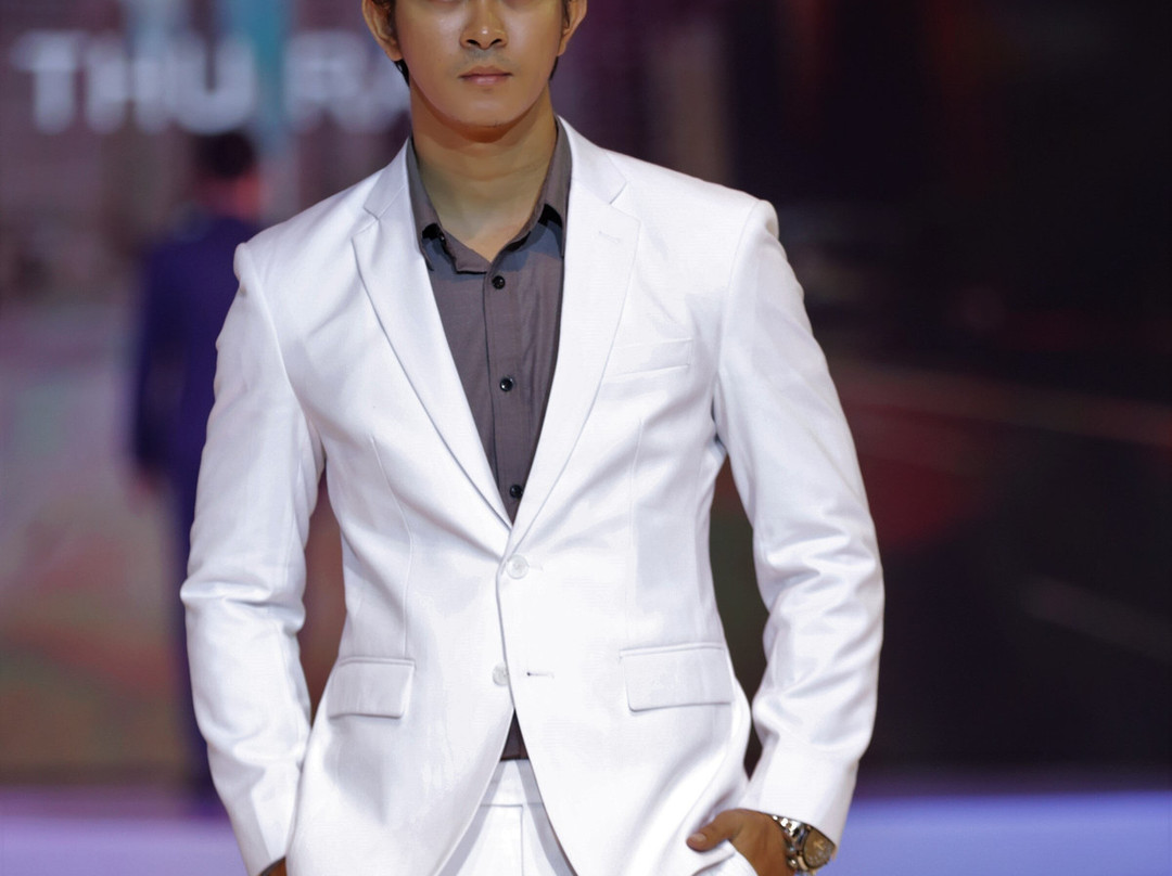 Yangon professional custom tailor-仰光必去景点