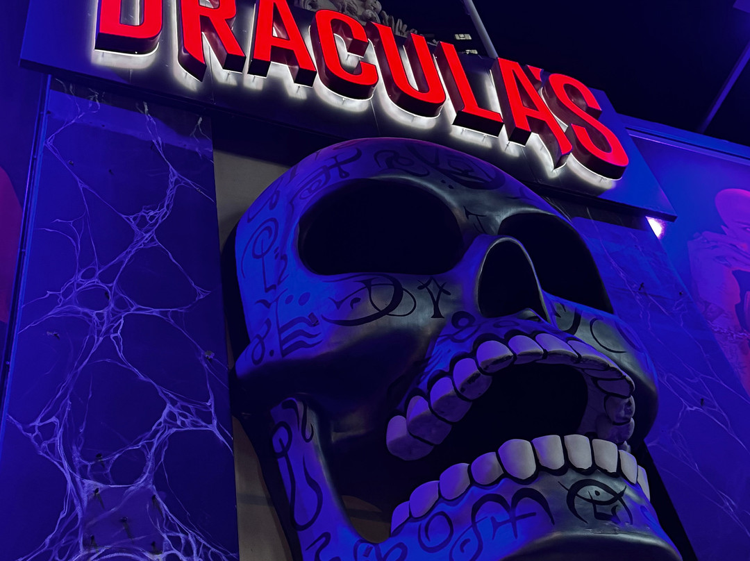 Dracula's-布罗德海滩必去景点