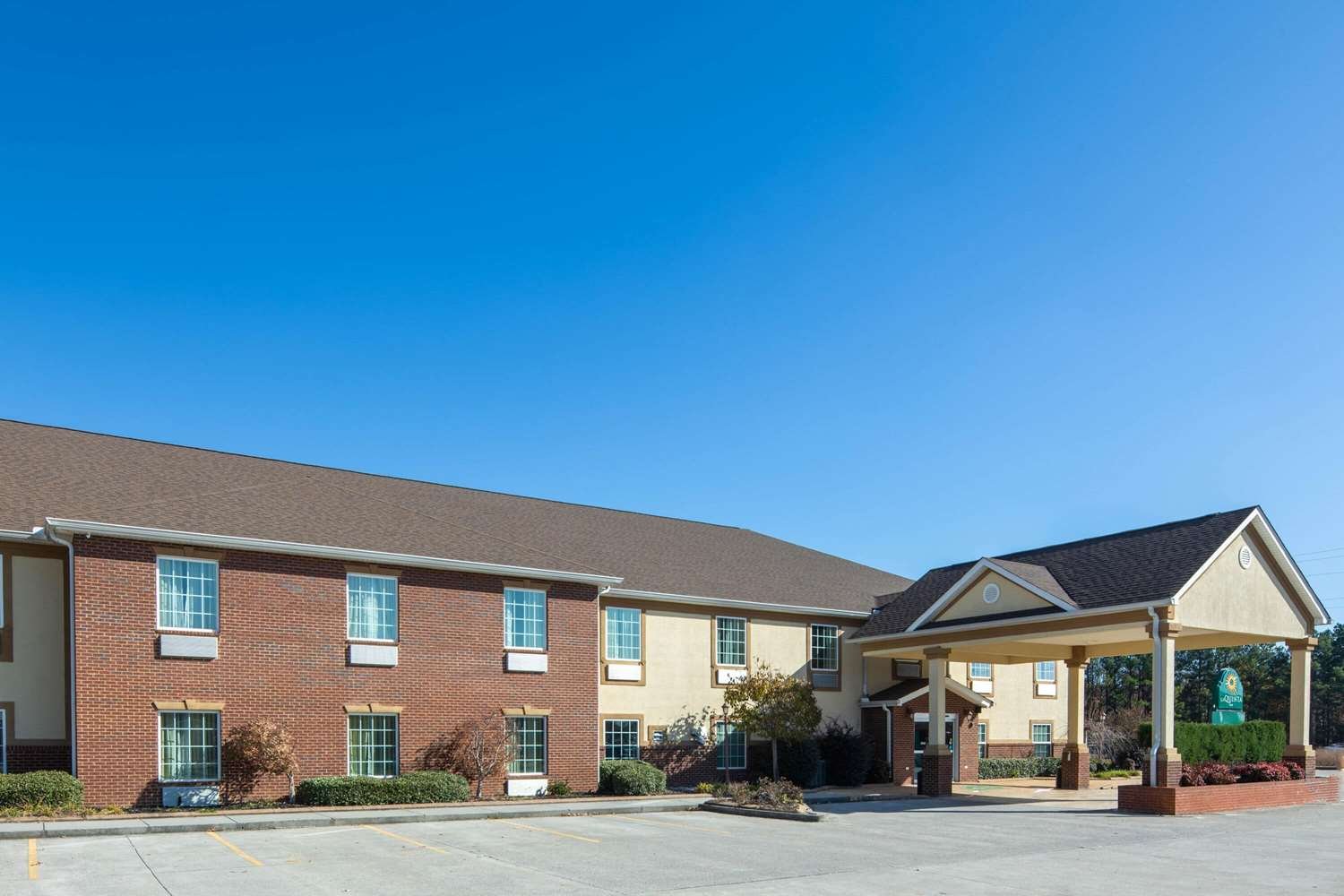 La Quinta Inn by Wyndham Calhoun-官方
