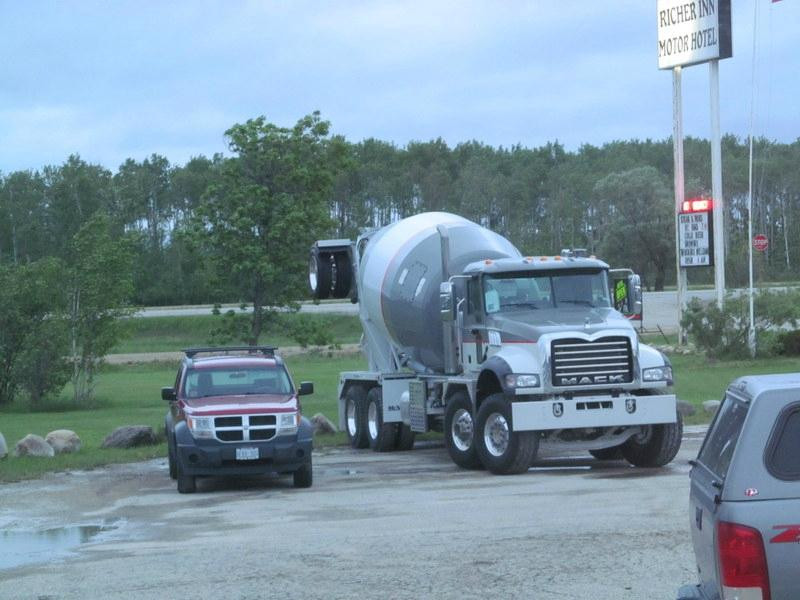 Richer Inn Motor Hotel