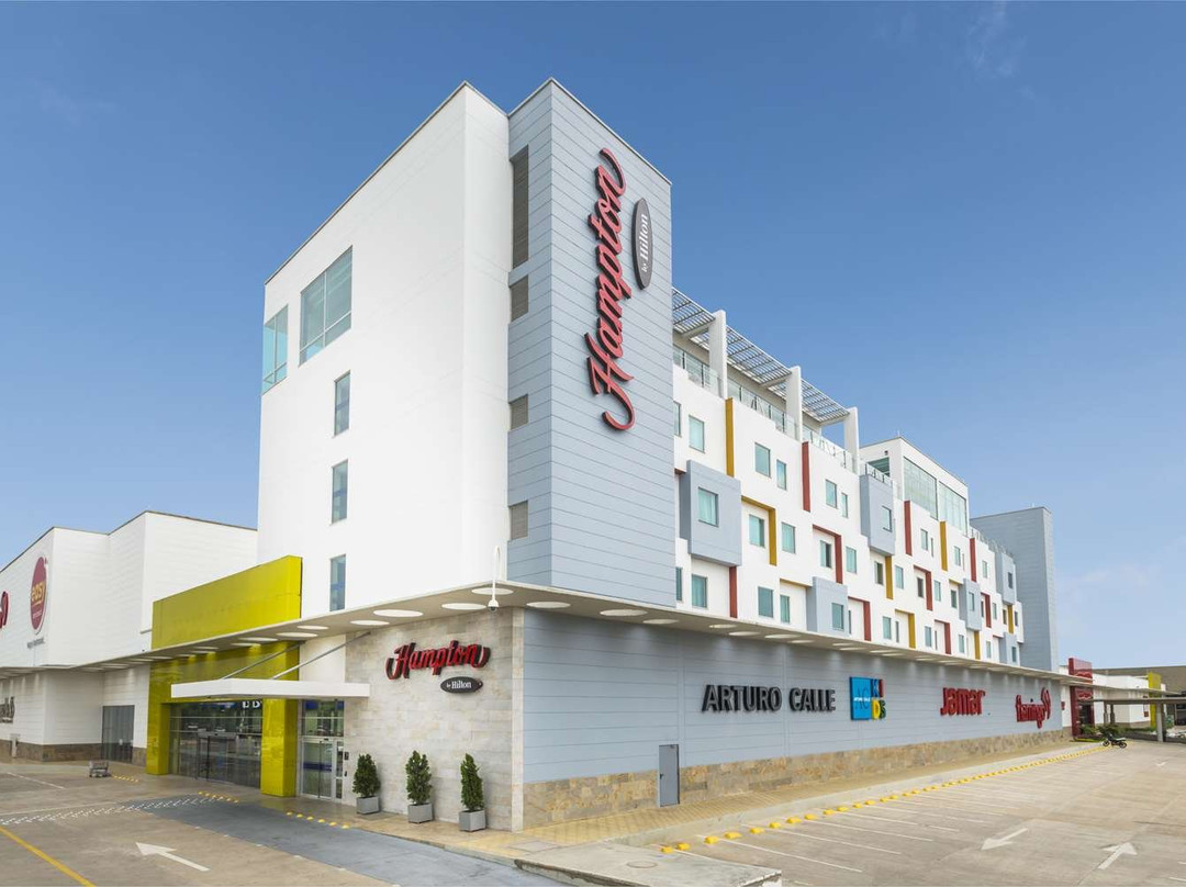 Hampton Inn By Hilton Valledupar主图