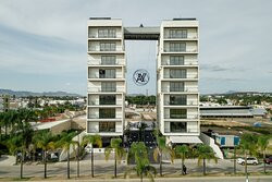 Auténtico Vertical主图