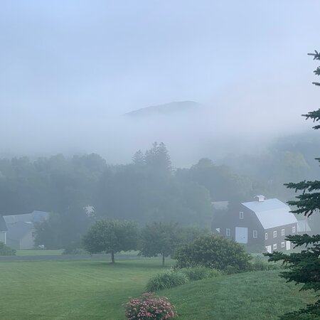 Apple Hill Inn-官方