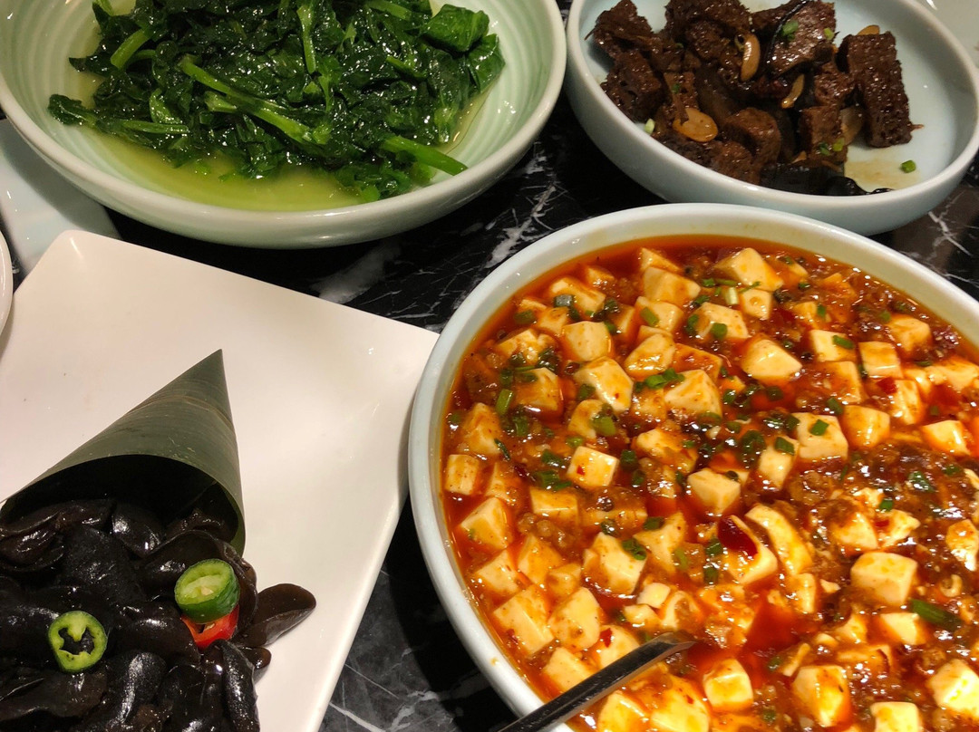Kong Yi Ji Restaurant Hongqiao Road