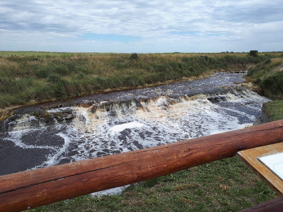 Las 7 cascadas del Arroyo Claromeco-Claromeco必去景点