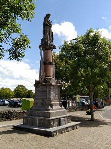 The Humbert Memorial-巴利纳必去景点
