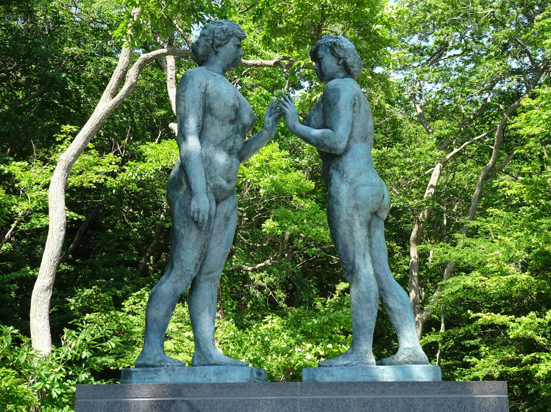 Statue of Maidens景点图片