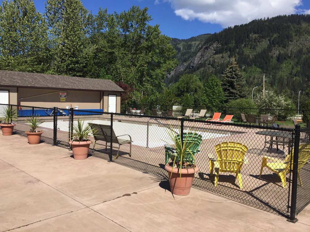 Sicamous RV & Cabin Resort by Pinnacle Lifestyles