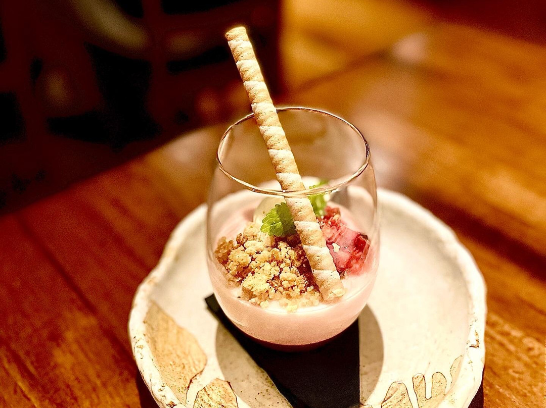 Land & Sea Restaurant & Bar