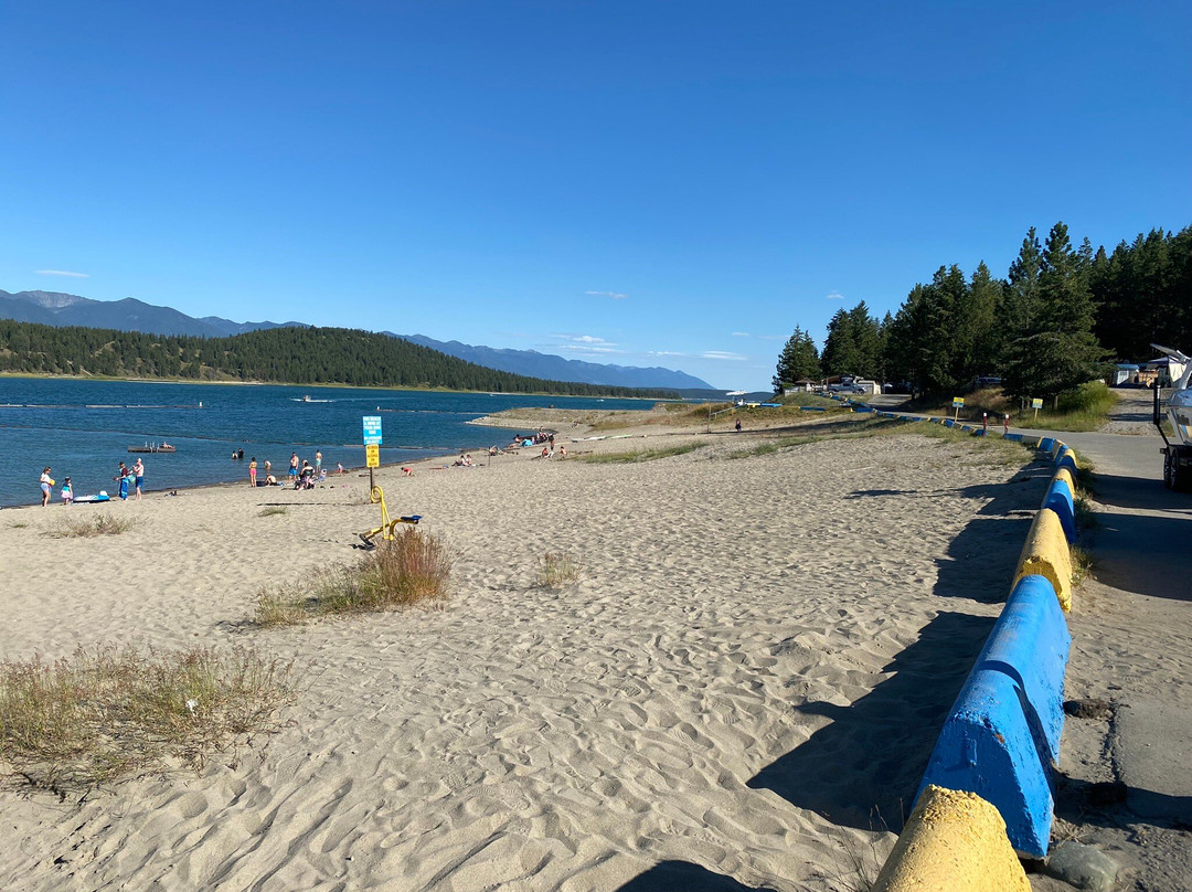 Lake Koocanusa Beach景点图片