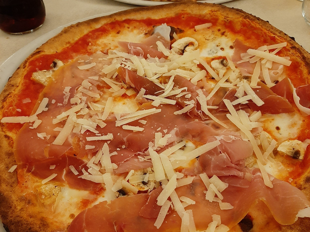 Toto Pizzeria