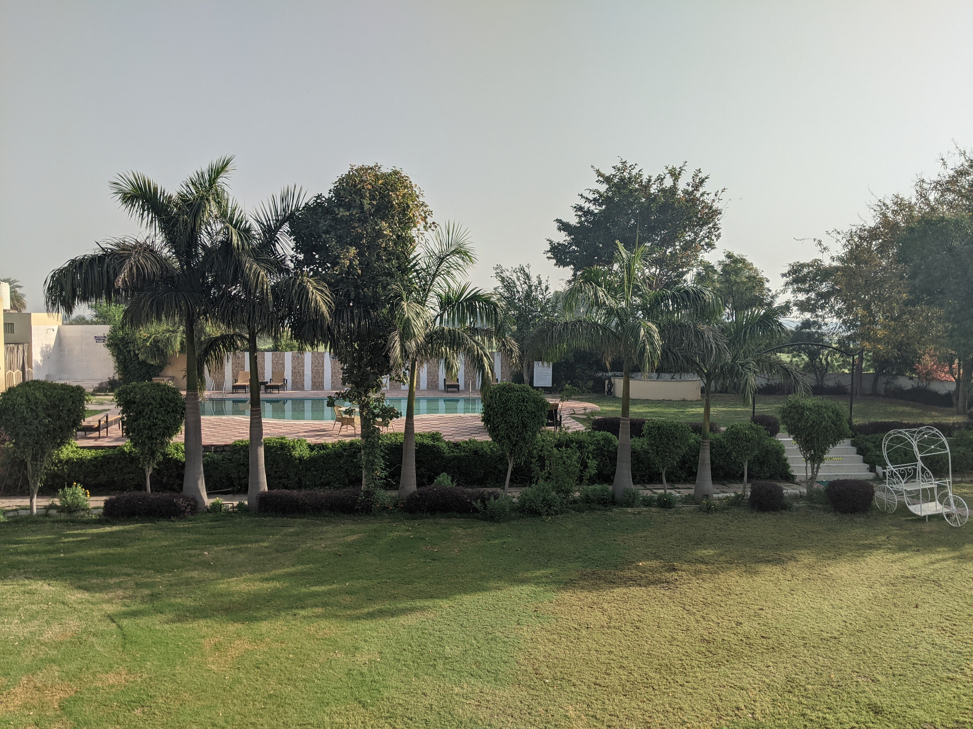 Kadamb Kunj Resort Bharatpur-泳池
