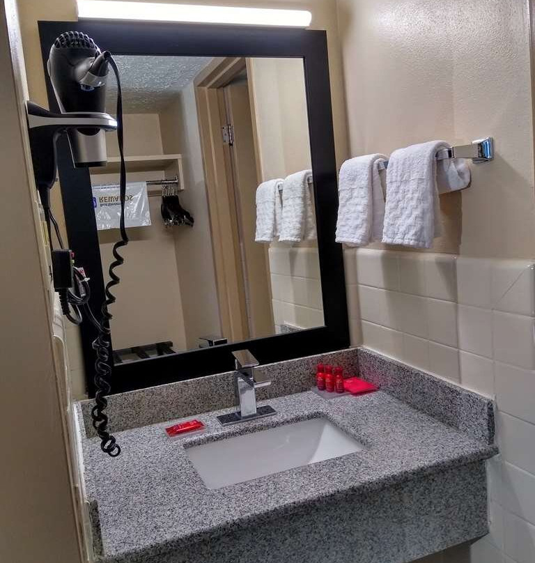 SureStay By Best Western Bardstown General Nelson主图