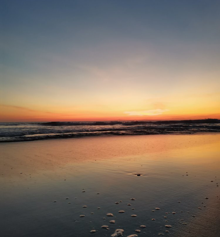 Playa Langosta景点图片