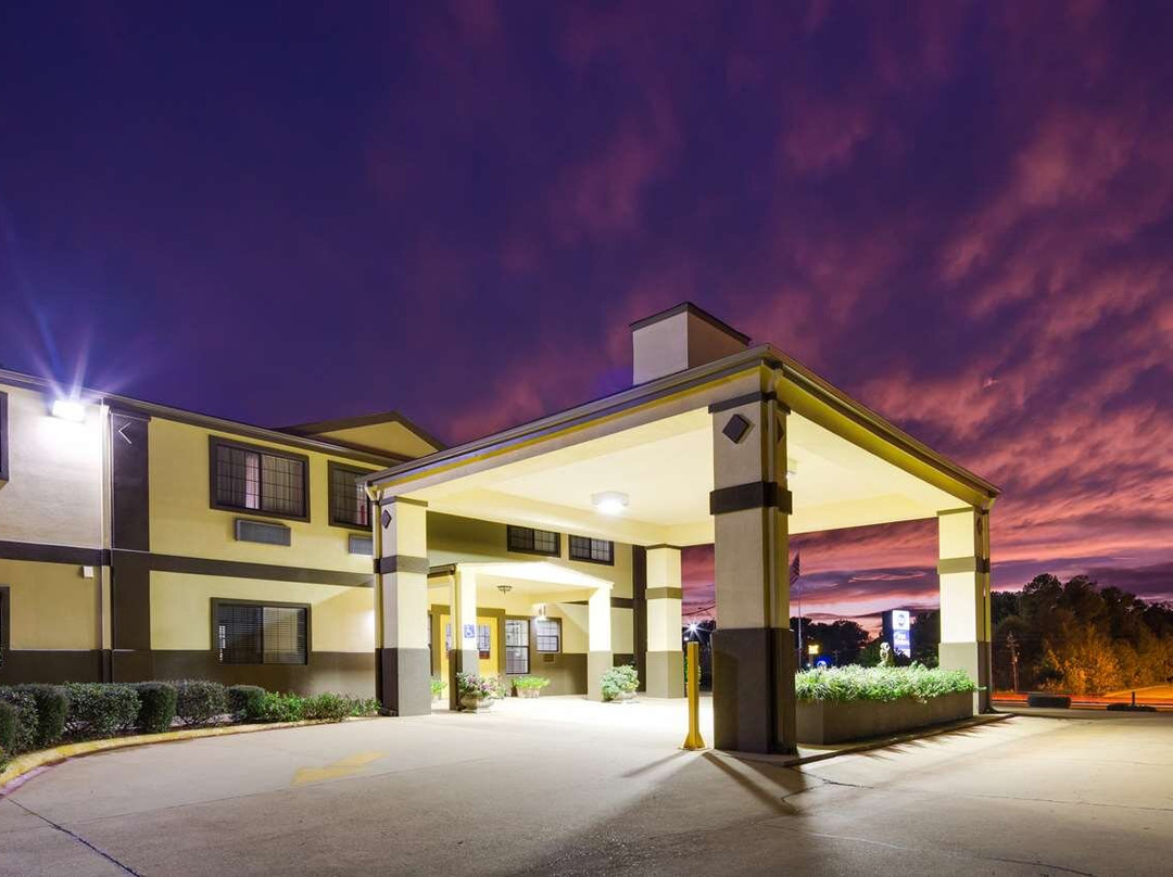 Best Western Pineywoods Inn主图