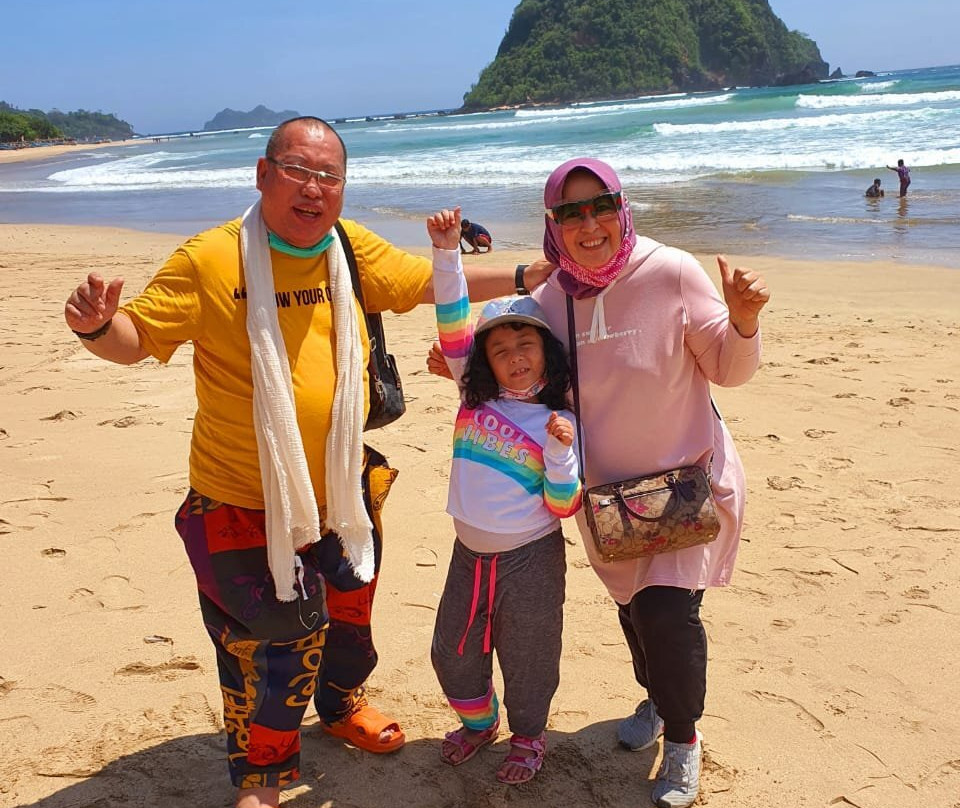 Pantai Pulau Merah-巴纽旺宣必去景点