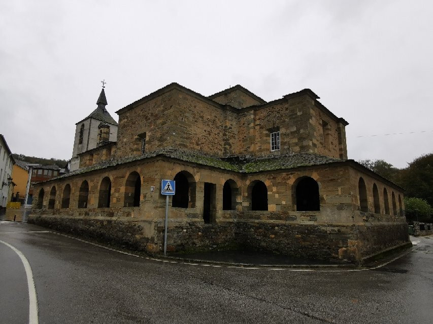 Iglesia Colegiata de San Salvador景点图片
