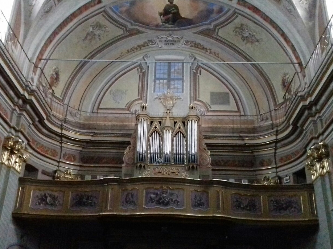 Chiesa Parrocchiale dei Santi Pietro e Paolo-Neive必去景点