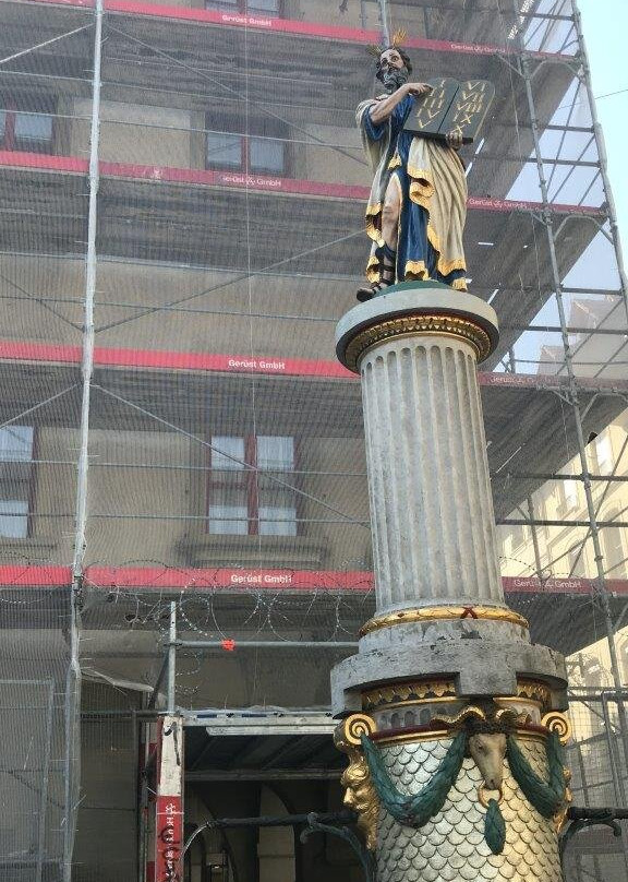Mosesbrunnen-伯尔尼必去景点