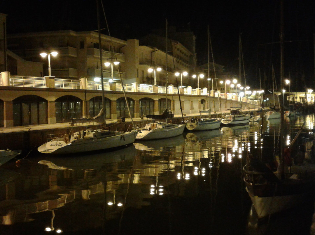 Porto Turistico Interregionale-Gabicce Mare必去景点