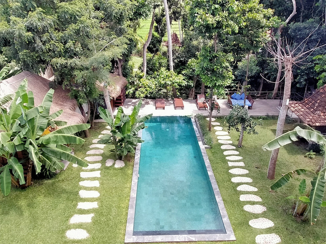 Mahamustika Beach Inn And Riverside主图