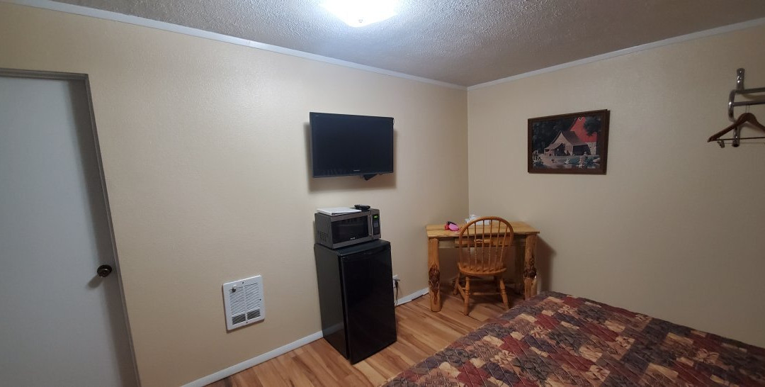 Meadows Valley Motel主图