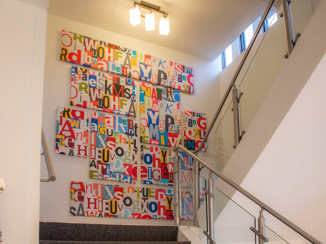 世纪大酒店主图