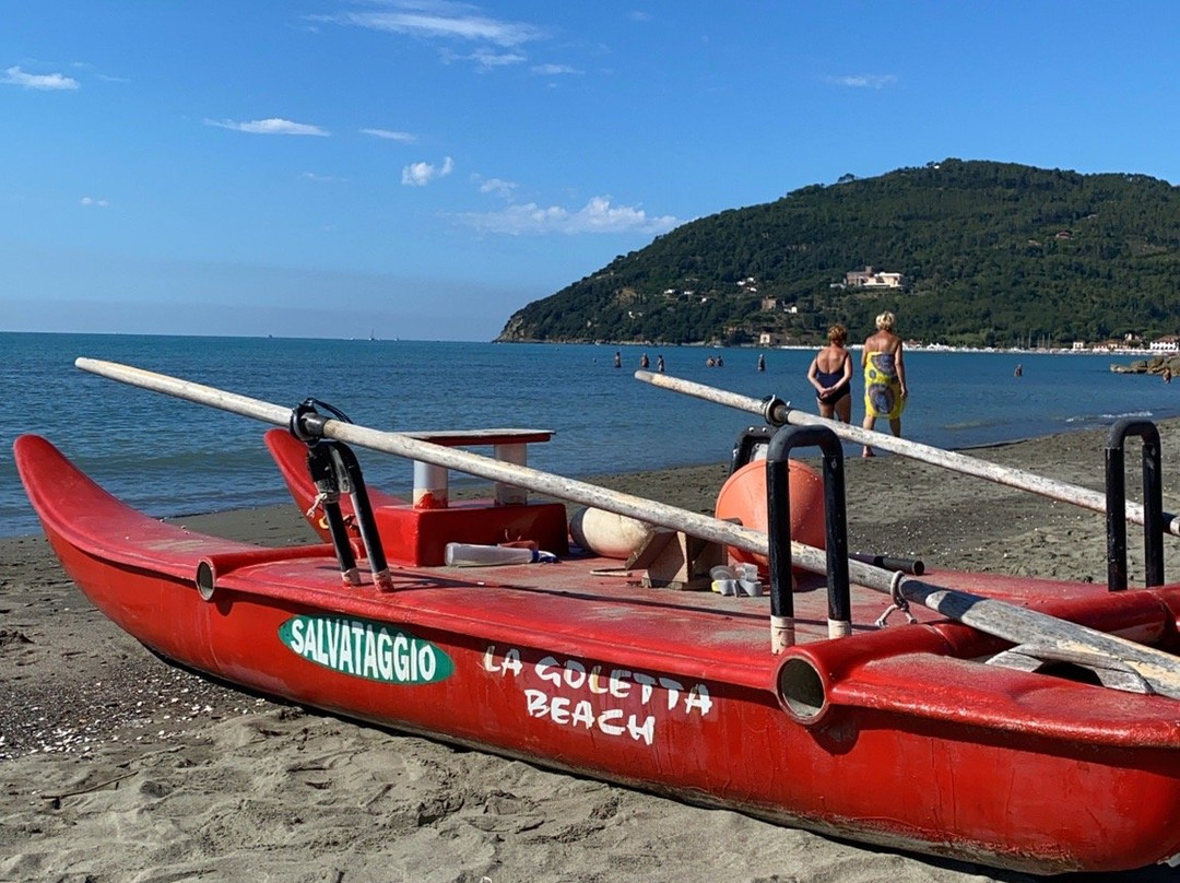 La Goletta Beach景点图片
