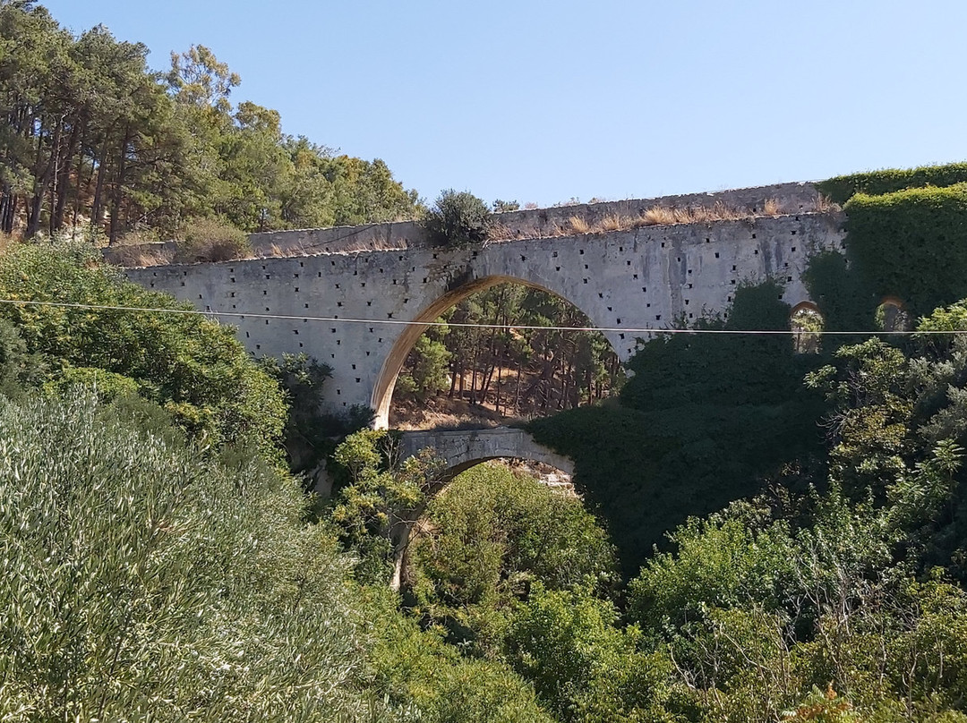 Spilia Venetian Aquaduct-Knosos必去景点