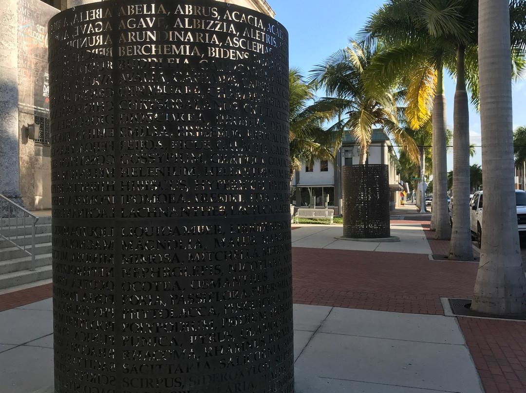 Sidney & Berne Davis Art Center-迈尔斯堡必去景点