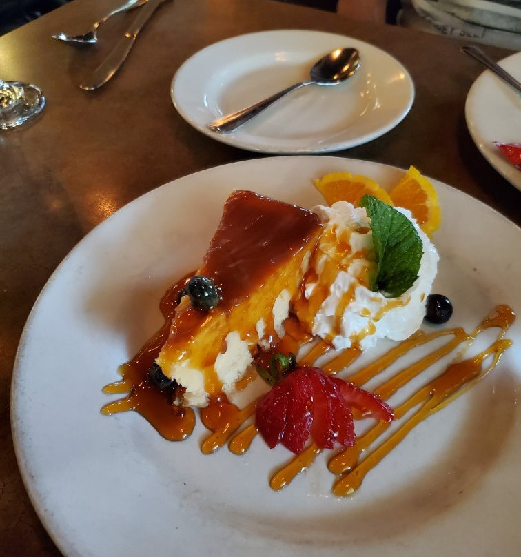 科罗拉多斯普林斯餐馆和美食-Caspian Cafe Mediterranean