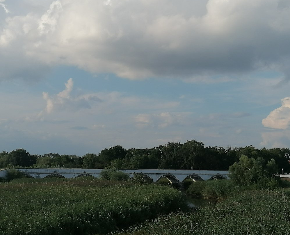 Nine-holed Bridge-霍尔托巴吉必去景点