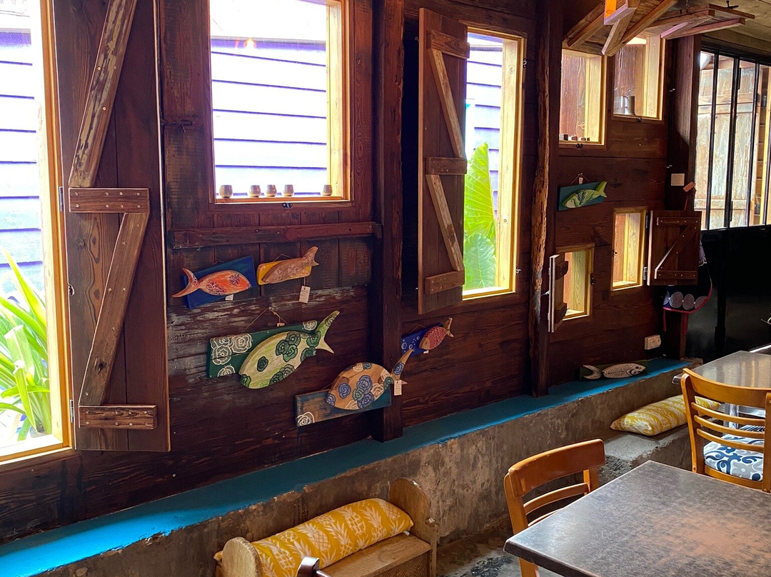 Creole Arts Cafe-Arrondissement of Saint-Pierre必去景点