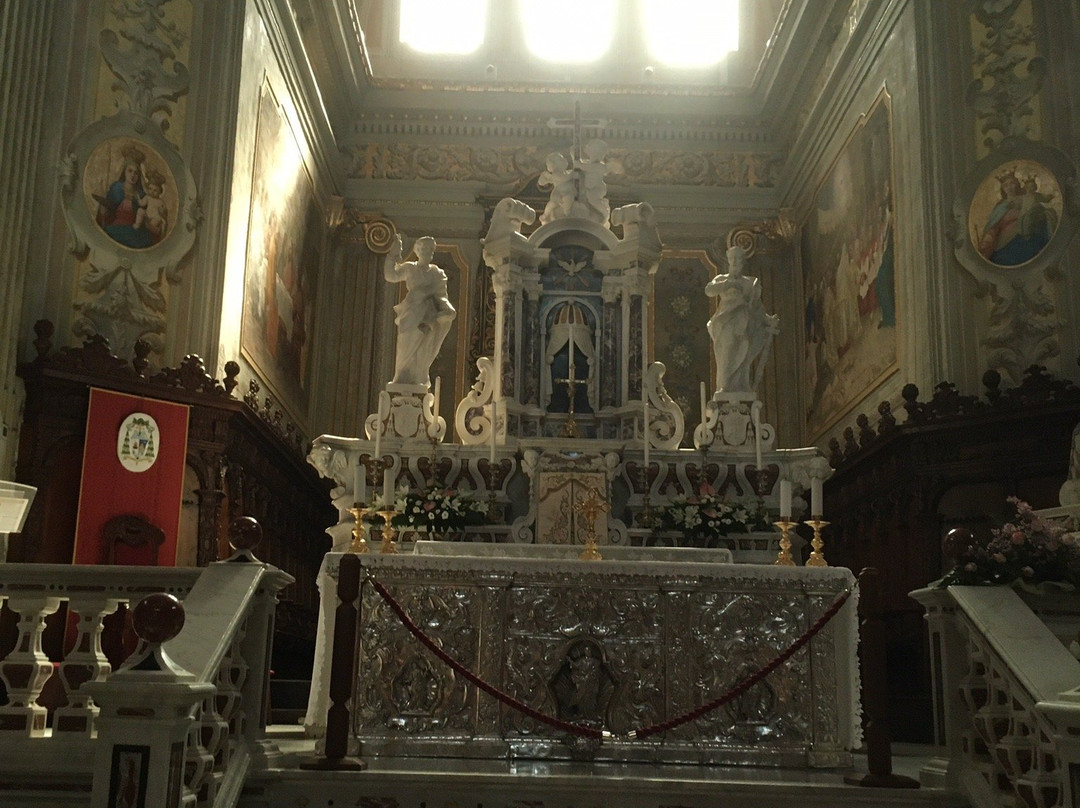 Cattedrale dei Santi Pietro e Paolo-Ales必去景点