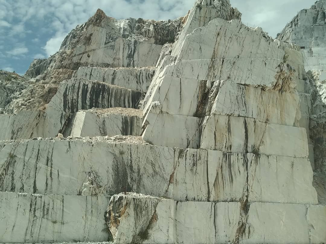 Cave di Marmo Tours景点图片