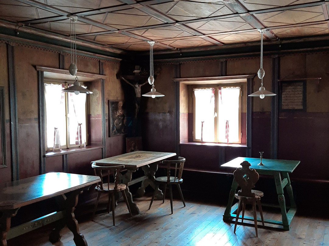 维塞赫夫绿色酒店主图