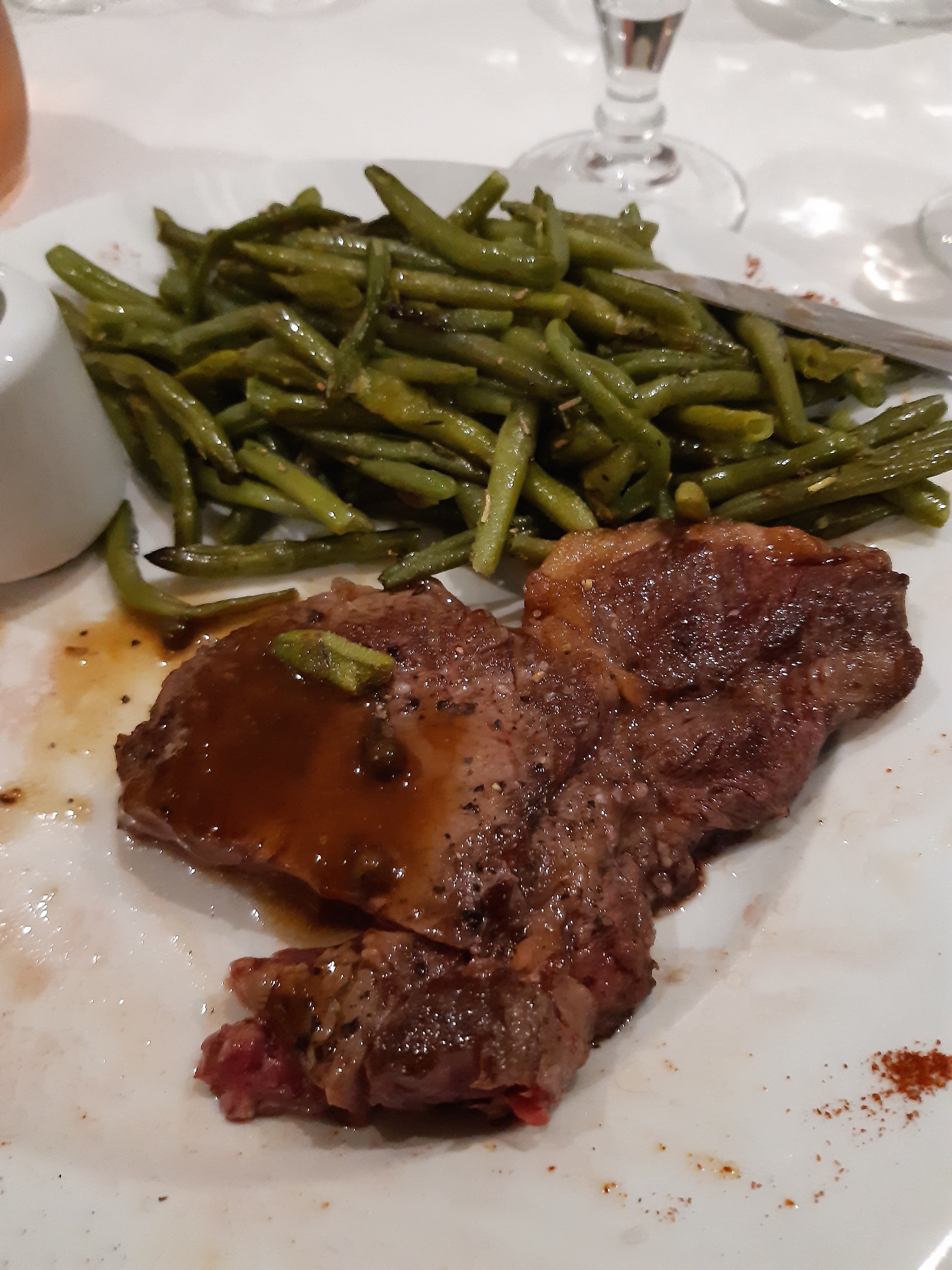 Brit Hotel du Laca-餐饮