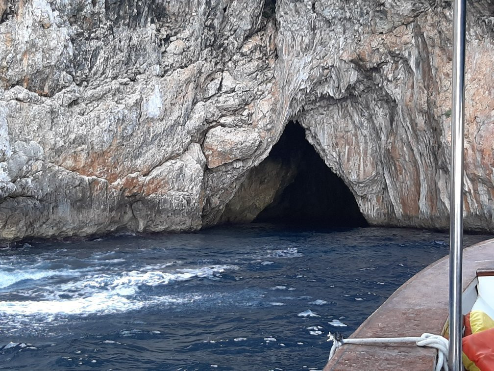 Onda blu-Castro必去景点