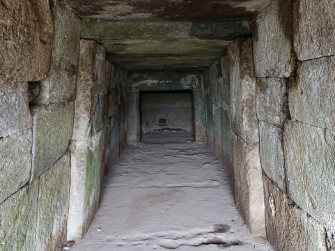 Hotozan Ancient Tomb-前桥县必去景点