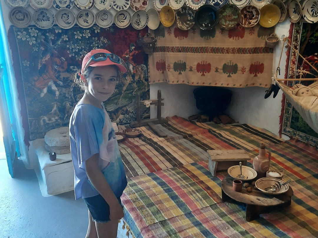 Folklore Museum Of Archangelos景点图片